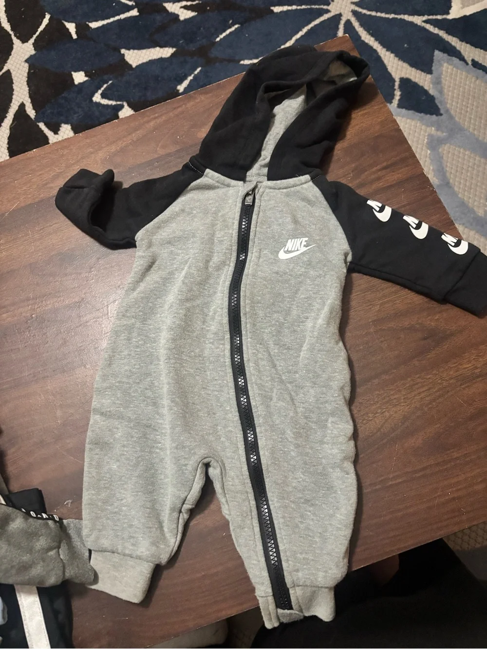 Nike, Jordan, UA lot